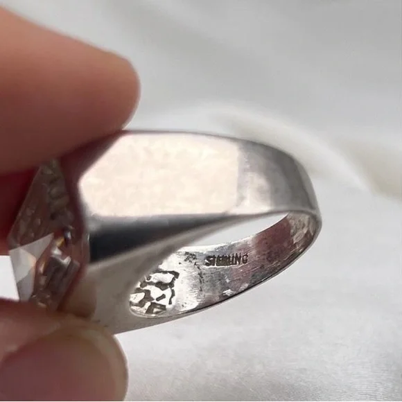 Vintage sterling silver cubic zirconia quartz statement ring - Picture 7 of 10